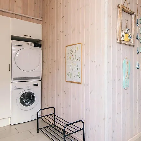 Luxury Pool Retreat In - By Traum Blavand