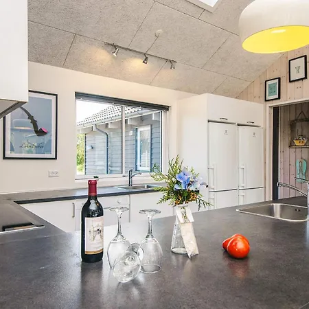 Holiday home Luxury Pool Retreat In - By Traum *