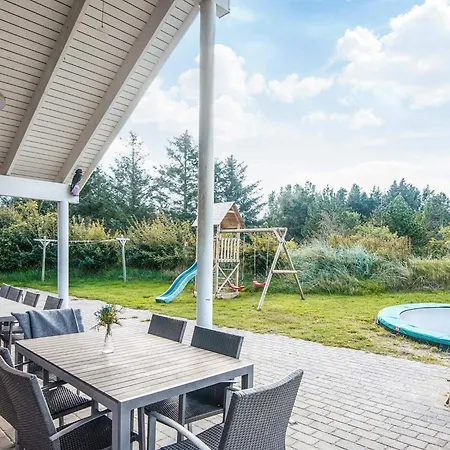 Holiday home Luxury Pool Retreat In - By Traum