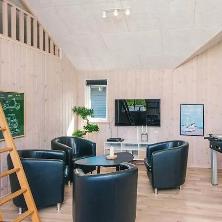 Holiday home Luxury Pool Retreat In - By Traum *