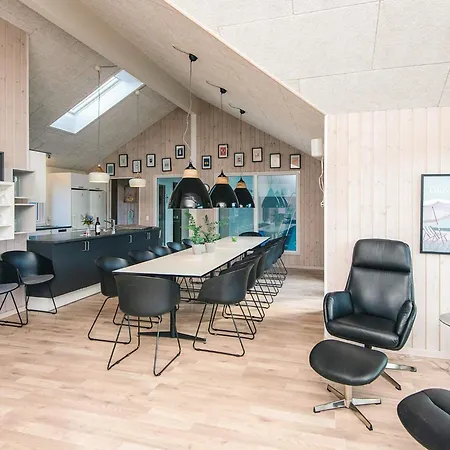 Luxury Pool Retreat In - By Traum Holiday home Blavand